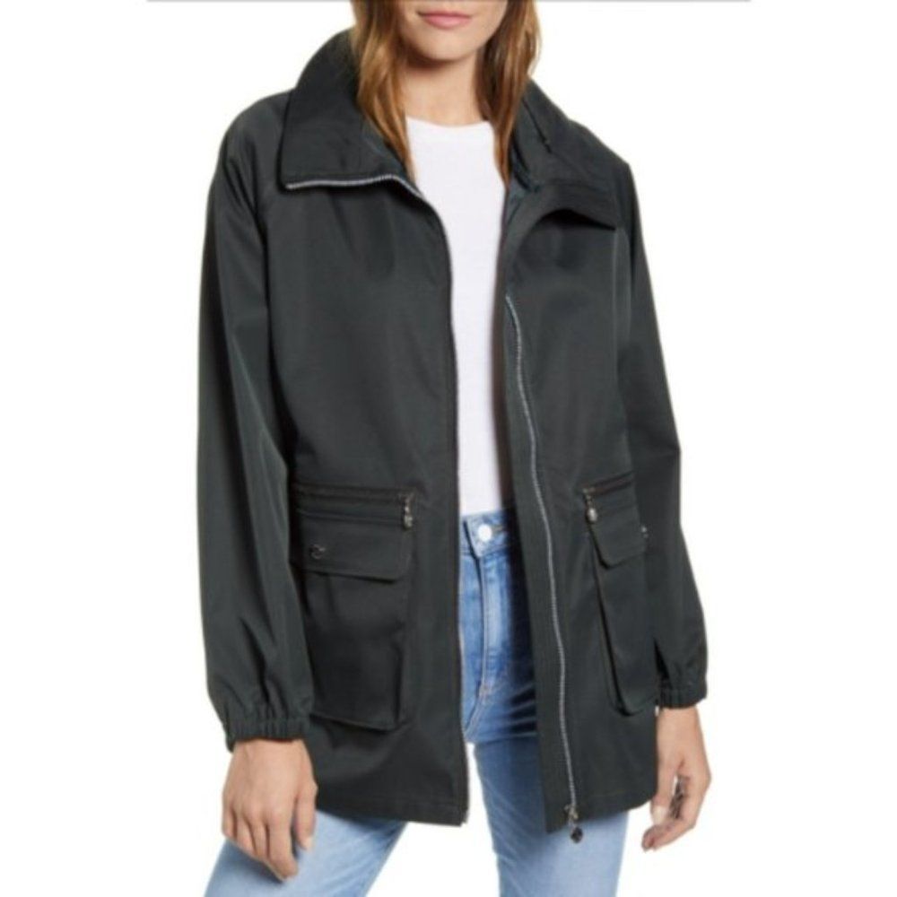 NWT Bernardo Lightweight Water Resistant Raincoat | M